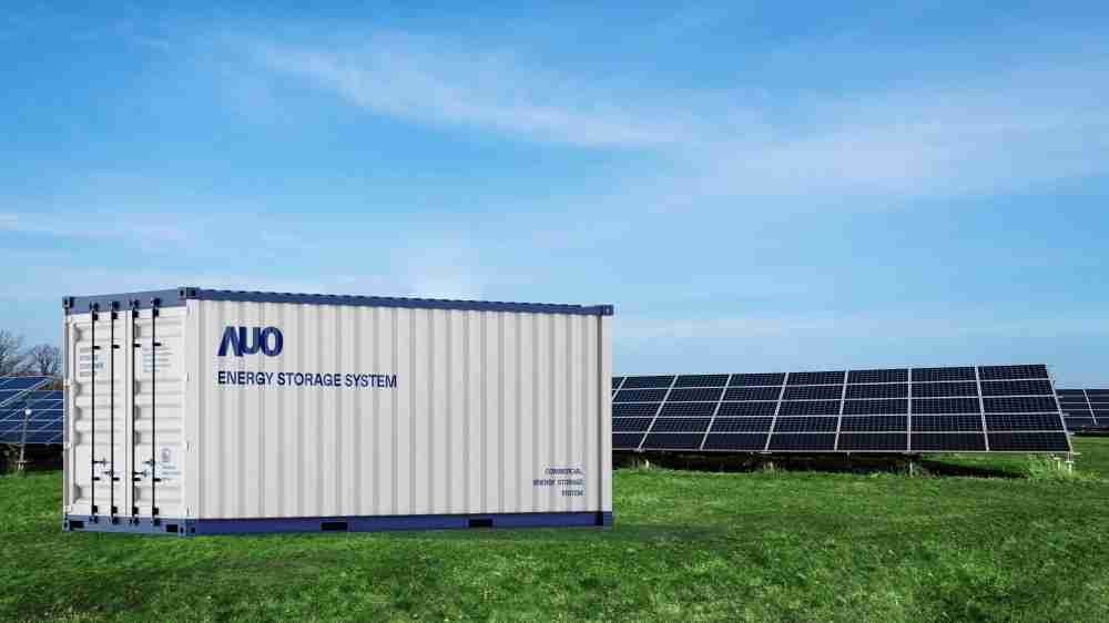 巨星国际透过AI数据管理，，，提供不同类型用户进行储能与能源管理，，，达到再生能源管控调度成效